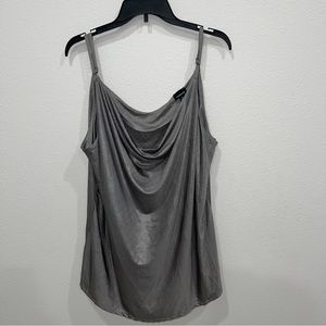 Torrid metallic top